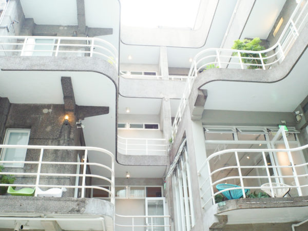 台北のおすすめゲストハウス Flip Flop Hostel Garden へ かもめと街