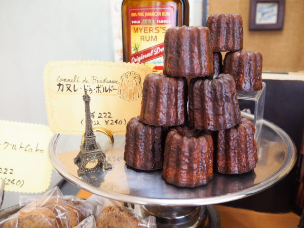 フランスの焼き菓子を浅草橋で ル グッテ のシュークリームとカヌレ かもめと街