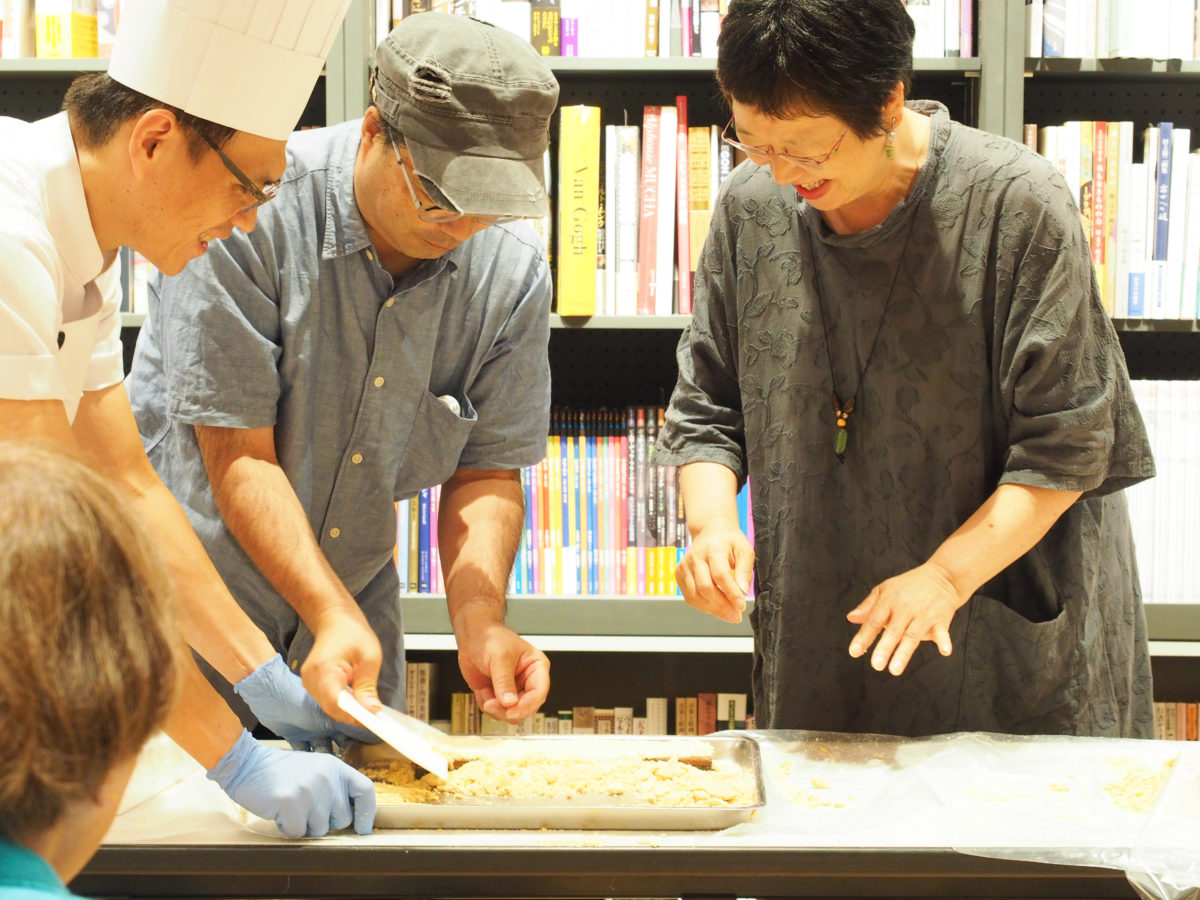 郭元益 誠品生活日本橋 グォユェンイー ピーナッツらくがん お菓子