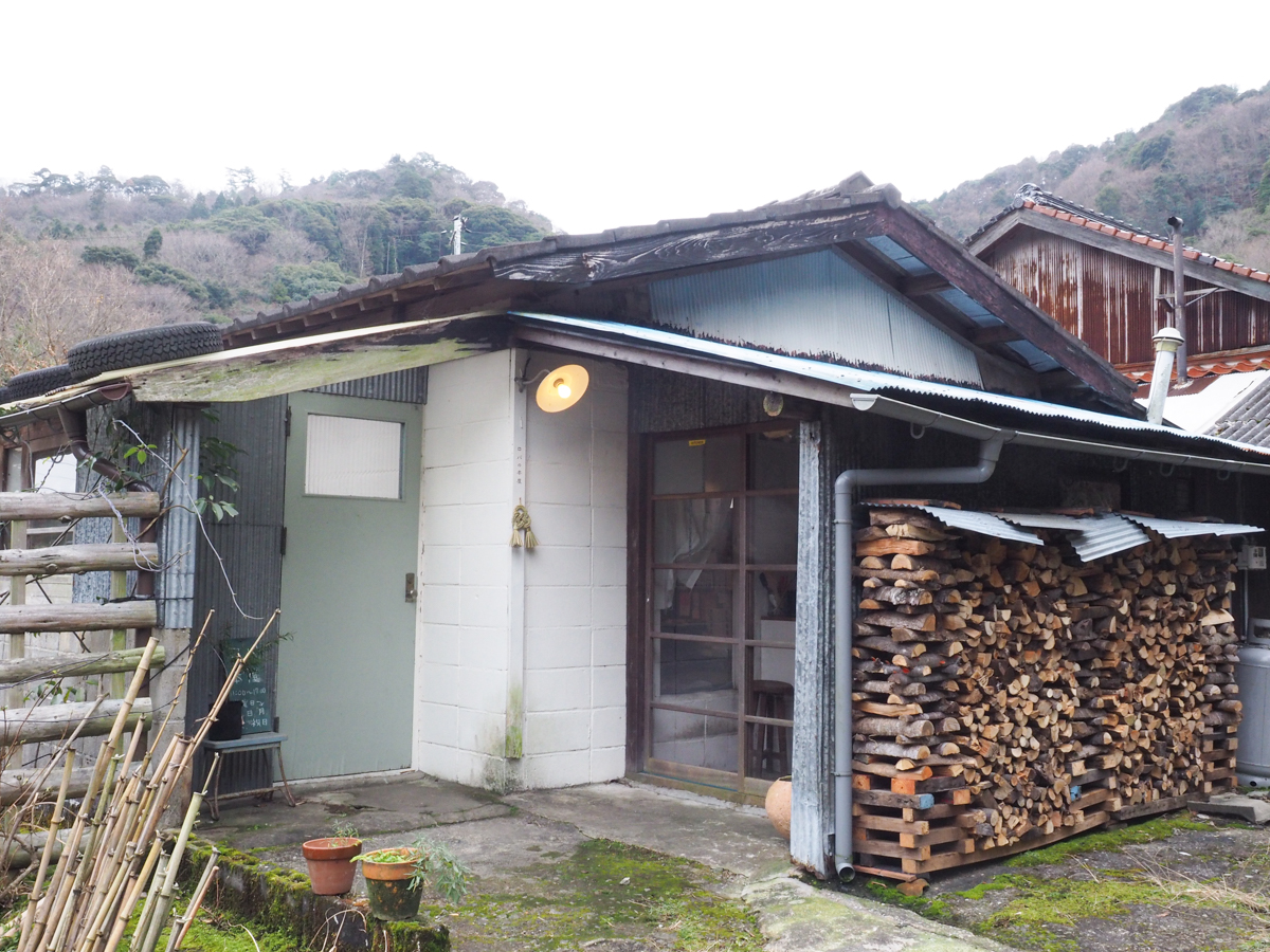 山口県長門市　観光　ロバの本屋