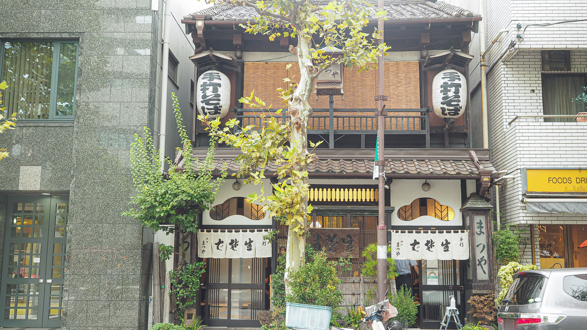 神田 おすすめ ランチ 蕎麦　神田まつや　歴史的建造物