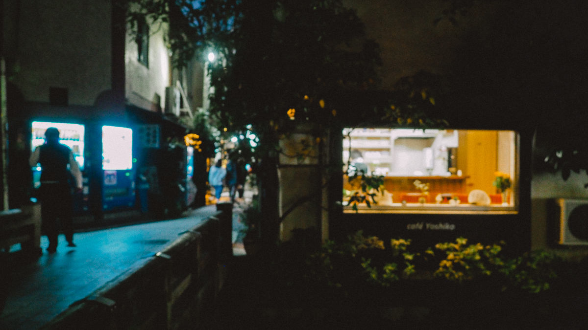 京都　旅行　観光　写真　鴨川　夜