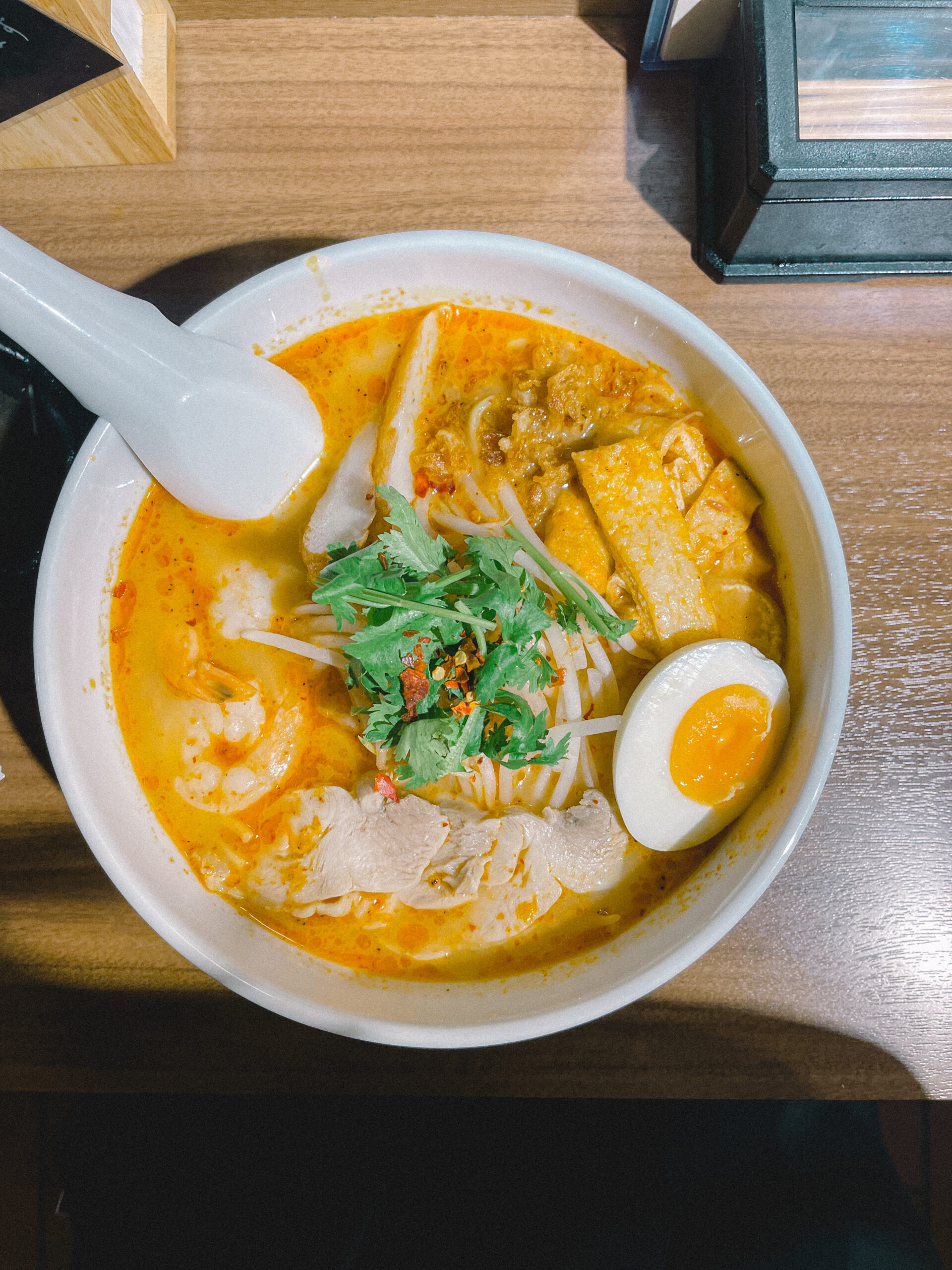 浅草　ランチ　美味しい　アジア料理　リトルアジア　西浅草　入谷　タイ料理　海老ラーメン　ラーメン　おすすめ　ラクサ　穴場　下町散歩 下町さんぽ　台東区　asakusa 多国籍料理　アジア　