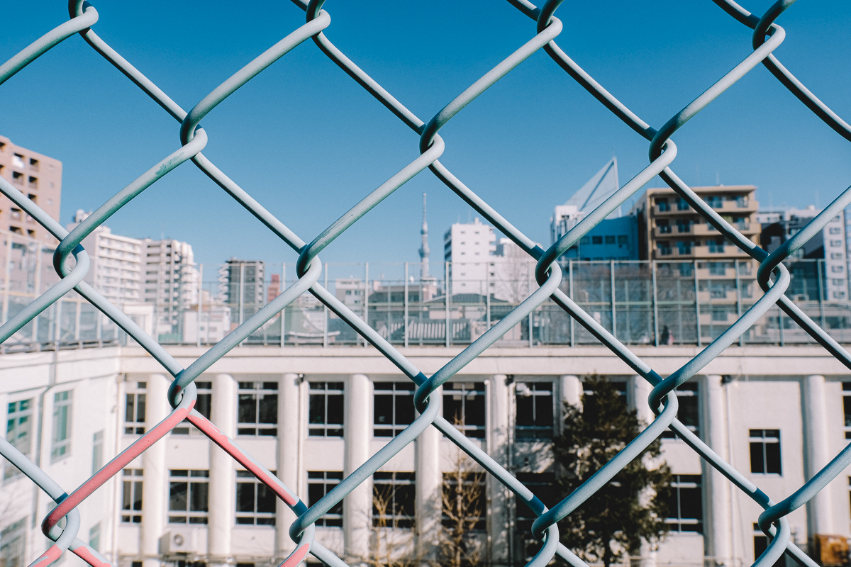 旧坂本小学校 入谷 台東区 鶯谷 鬼子母神 復興建築 復興小学校 ノスタルジック nostalgic 下町散歩 建築散歩 建築 建築デザイン 建築探訪 建築巡り 近代建築 大正 大正モダン 復興小学校 レトロ建築 解体 入谷の記憶を未来に繋ぐ会 改築小学校 表現主義的デザイン クラシック