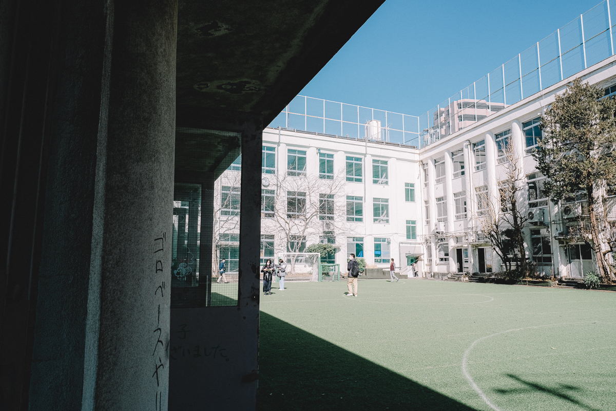 旧坂本小学校 入谷 台東区 鶯谷 鬼子母神 復興建築 復興小学校 ノスタルジック nostalgic 下町散歩 建築散歩 建築 建築デザイン 建築探訪 建築巡り 近代建築 大正 大正モダン 復興小学校 レトロ建築 解体 入谷の記憶を未来に繋ぐ会 改築小学校 表現主義的デザイン クラシック