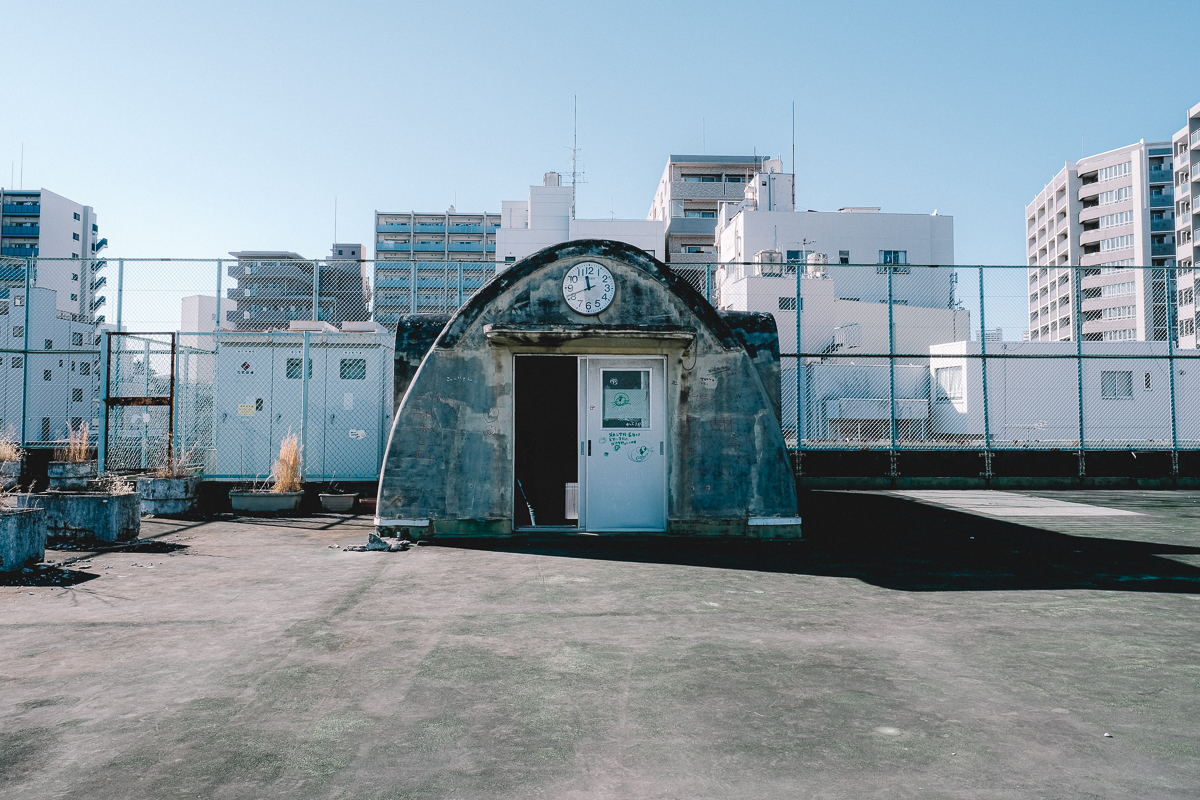 旧坂本小学校 入谷 台東区 鶯谷 鬼子母神 復興建築 復興小学校 ノスタルジック nostalgic 下町散歩 建築散歩 建築 建築デザイン 建築探訪 建築巡り 近代建築 大正 大正モダン 復興小学校 レトロ建築 解体 入谷の記憶を未来に繋ぐ会 改築小学校 表現主義的デザイン クラシック