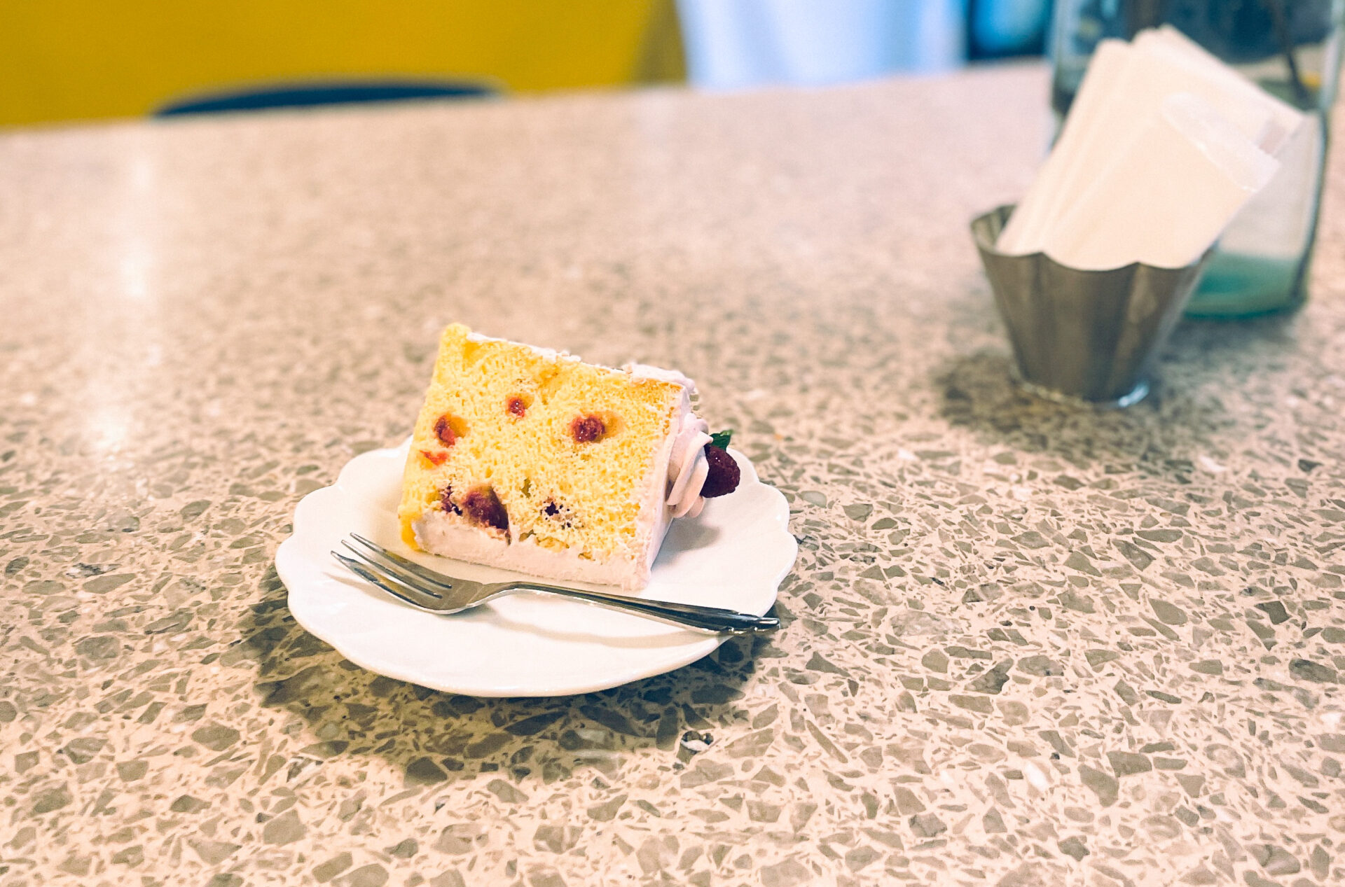 世田谷線　カフェ　ケーキ　シフォンケーキ　手土産　おいしい　ギフト　ラ　ファミーユ　焼き菓子　若林　三軒茶屋　世田谷区　豪徳寺　テイクアウト　教室　　