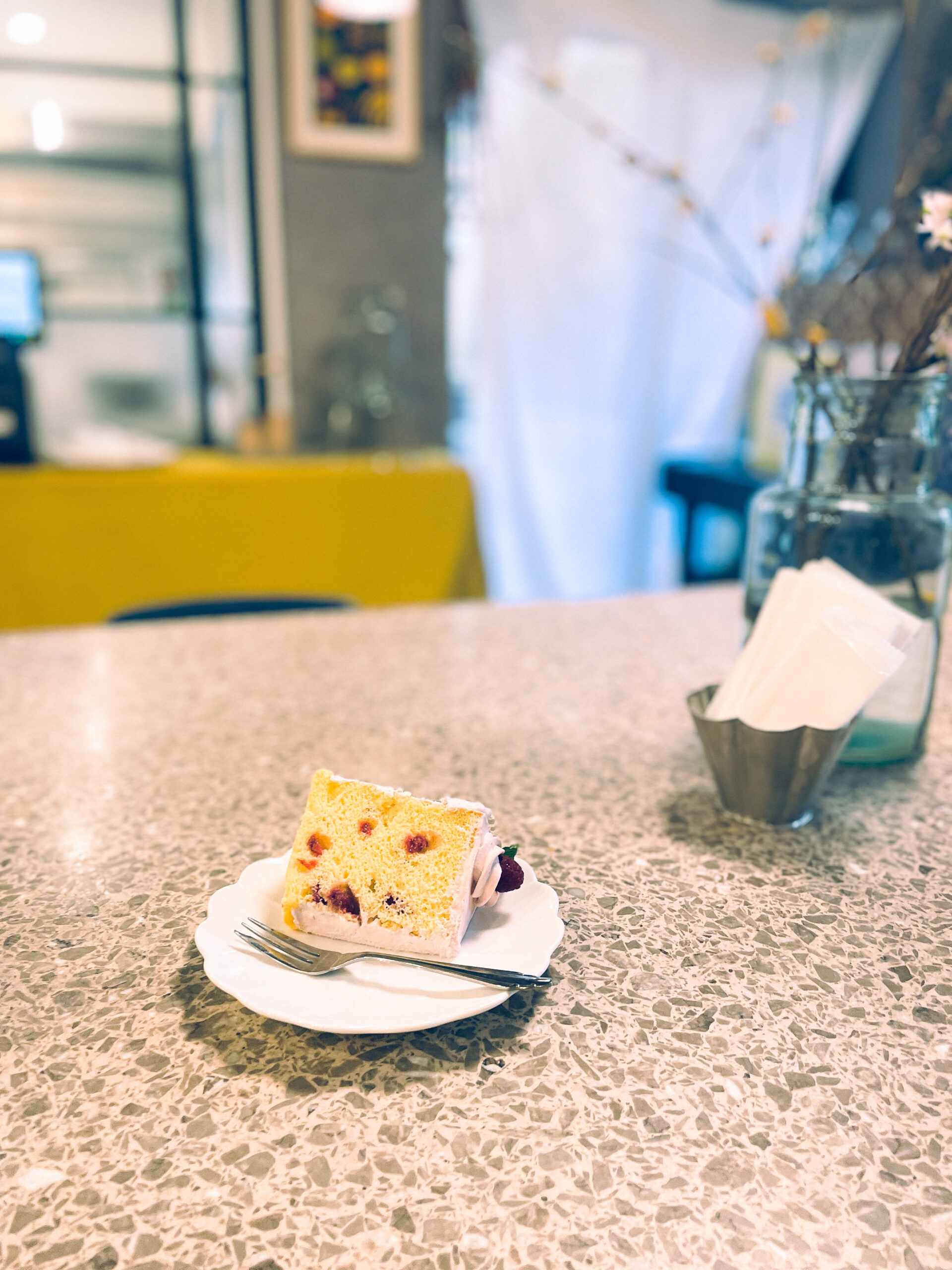 世田谷線　カフェ　ケーキ　シフォンケーキ　手土産　おいしい　ギフト　ラ　ファミーユ　焼き菓子　若林　三軒茶屋　世田谷区　豪徳寺　テイクアウト　教室　　