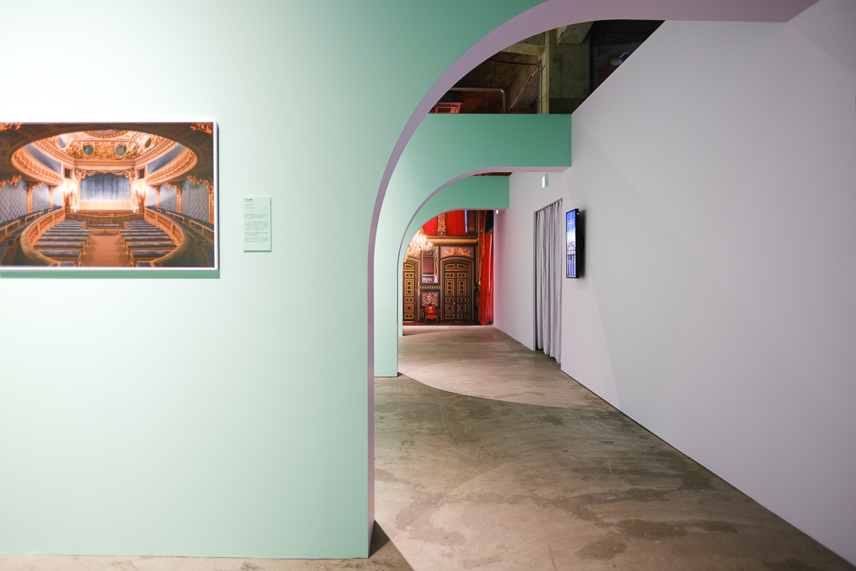 ウェス・アンダーソンすぎる風景展 あなたのまわりは旅のヒントにあふれている AWA 寺田倉庫 東京 天王洲 ウェスアンダーソン 映画監督 展示 Instagram 写真展 グッズ かわいい 展覧会 展示 写真 韓国 行った 行ってきた レポート 感想